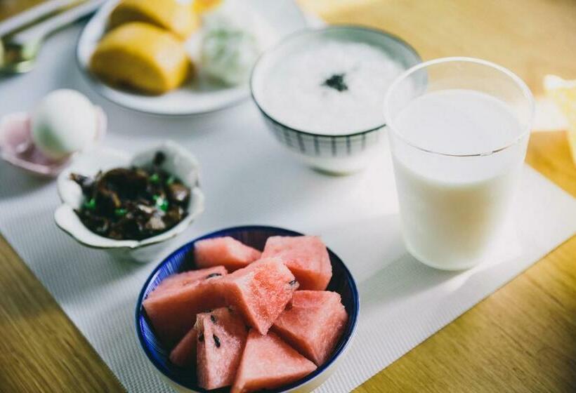 בית מלון כפרי Anji Allen S Dream House