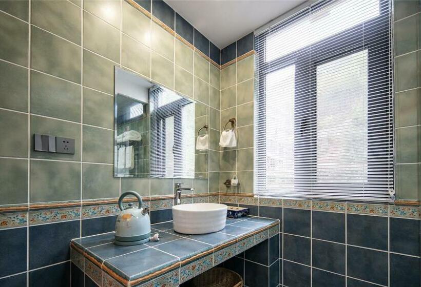 בית מלון כפרי Anji Allen S Dream House