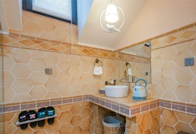 בית מלון כפרי Anji Allen S Dream House