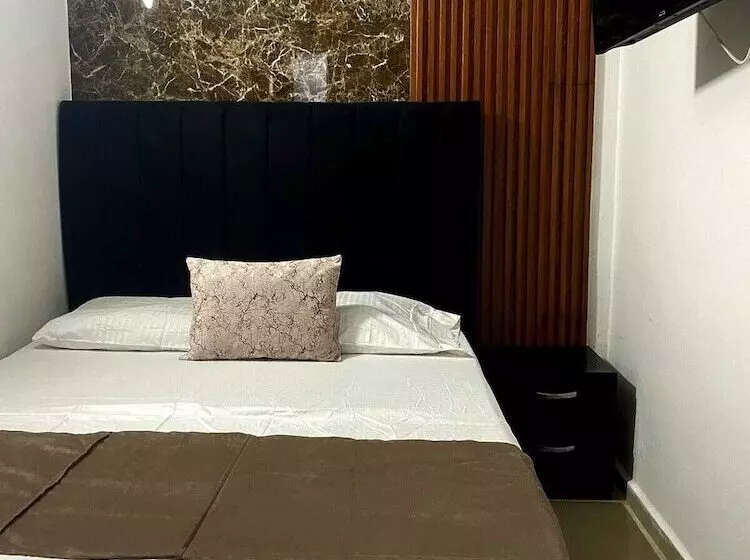 هتل Bahia Suite In