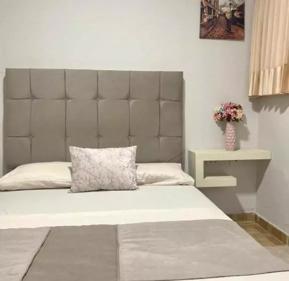هتل Bahia Suite In