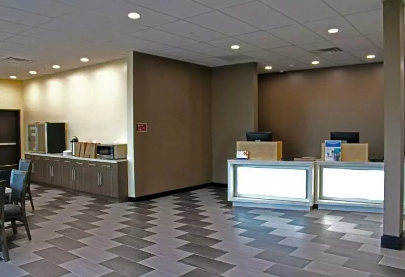 هتل Comfort Inn Miramar Beachdestin
