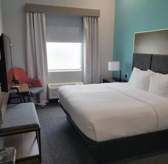 هتل Comfort Inn Miramar Beachdestin