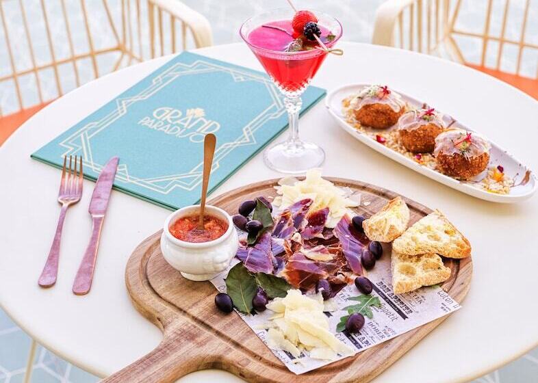 בית מלון כפרי Grand Paradiso Ibiza  Adults Only