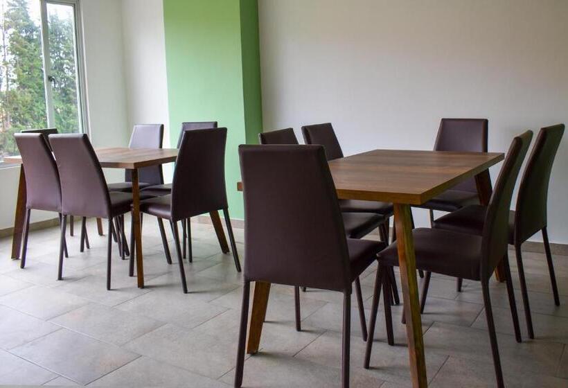 هتل Hacienda Casa Vieja