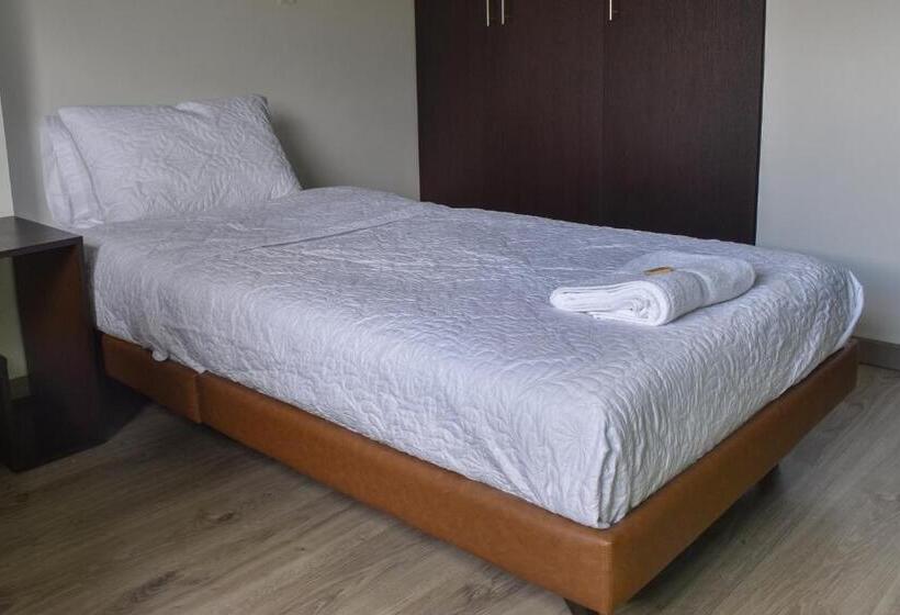 هتل Hacienda Casa Vieja