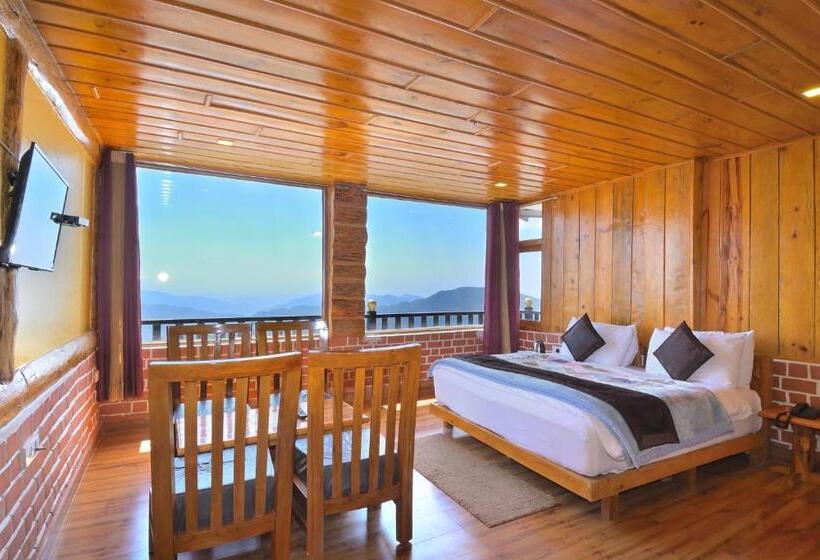 בית מלון כפרי La Riqueza Kanatal   Mountain View Rooms   Welcome New Year With Fresh Snowfall