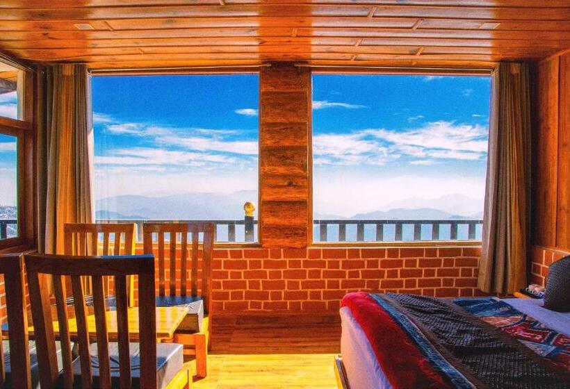 בית מלון כפרי La Riqueza Kanatal   Mountain View Rooms   Welcome New Year With Fresh Snowfall