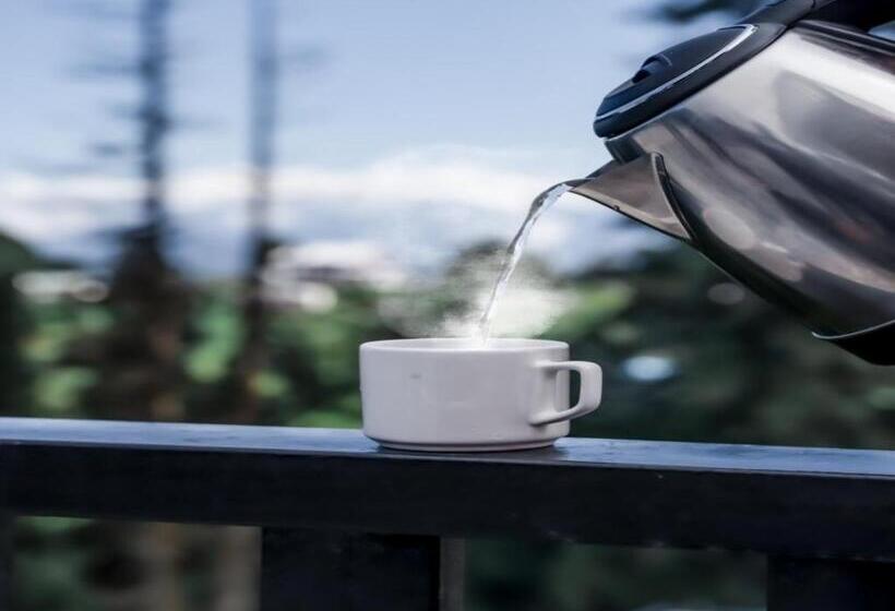 בית מלון כפרי La Riqueza Kanatal   Mountain View Rooms   Welcome New Year With Fresh Snowfall