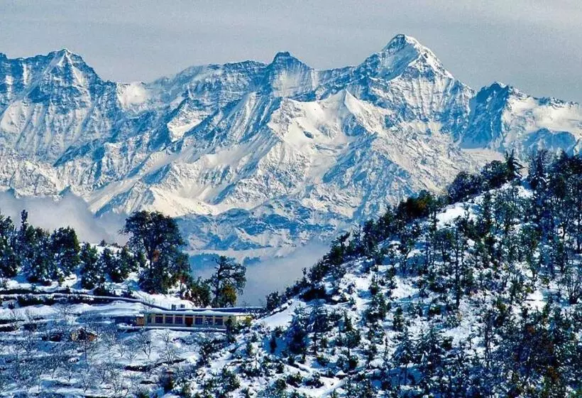 هتل La Riqueza Kanatal   Mountain View Rooms   Welcome New Year With Fresh Snowfall