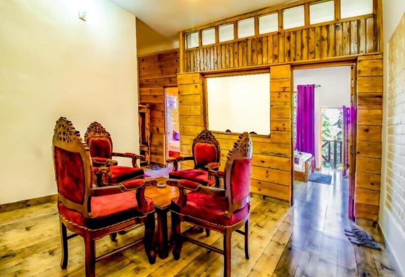 בית מלון כפרי La Riqueza Kanatal   Mountain View Rooms   Welcome New Year With Fresh Snowfall