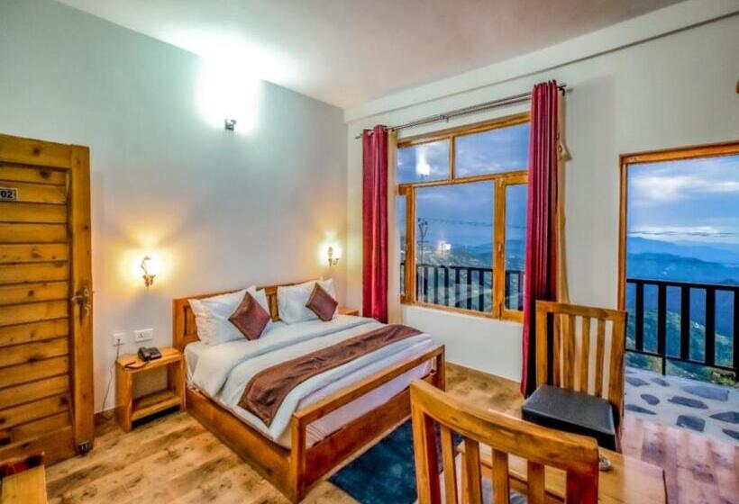 בית מלון כפרי La Riqueza Kanatal   Mountain View Rooms   Welcome New Year With Fresh Snowfall