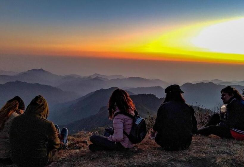 בית מלון כפרי La Riqueza Kanatal   Mountain View Rooms   Welcome New Year With Fresh Snowfall