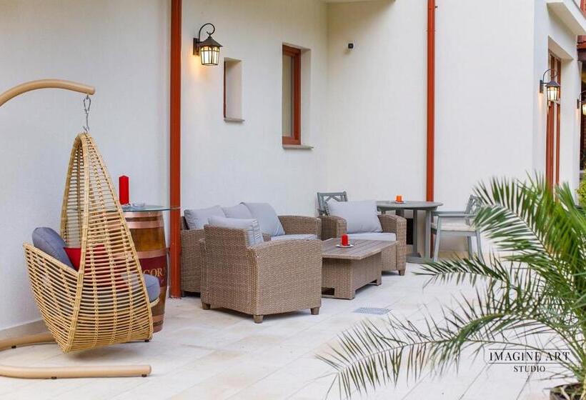 בית מלון כפרי Moviliţa Residence