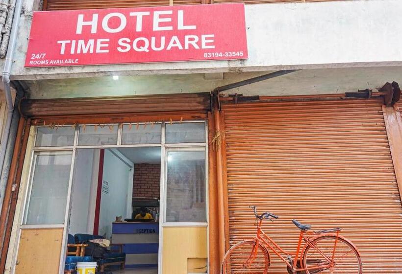 酒店 Spot On 80216 Time Square