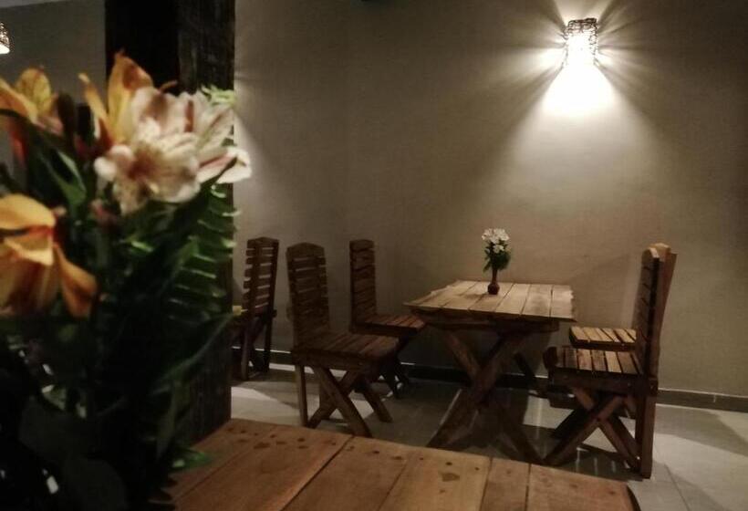 Hotel Tea Mount Forest