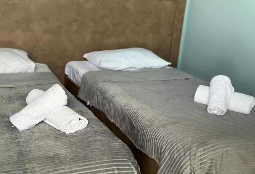 پانسیون Guest House Etm