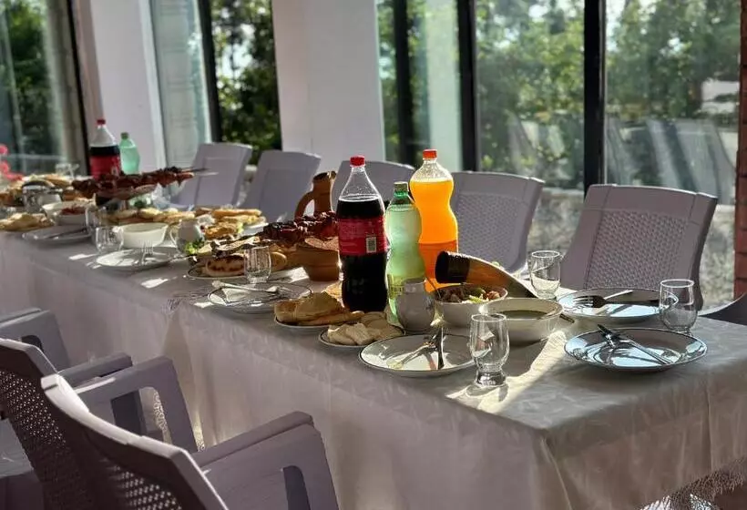 پانسیون Guest House Etm