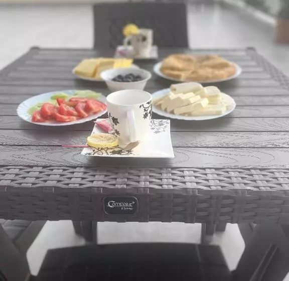 پانسیون Guest House Etm