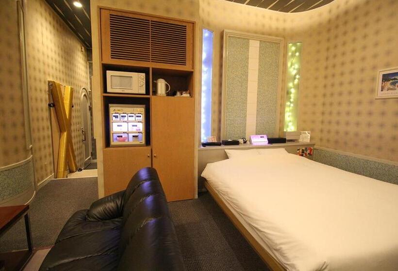 Utovilla Hotel555 沼津店