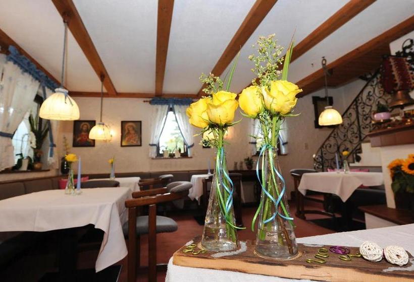 تختخواب و صبحانه Frühstückspension Haus Kreuzmayr