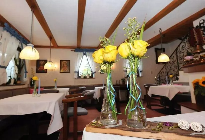 ベッドアンドブレックファースト Frühstückspension Haus Kreuzmayr