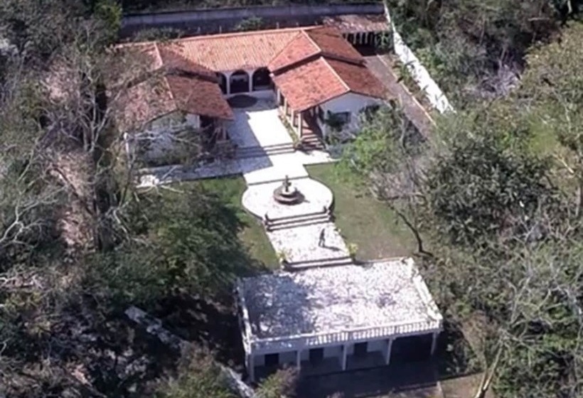 تختخواب و صبحانه Hacienda La Esperanza