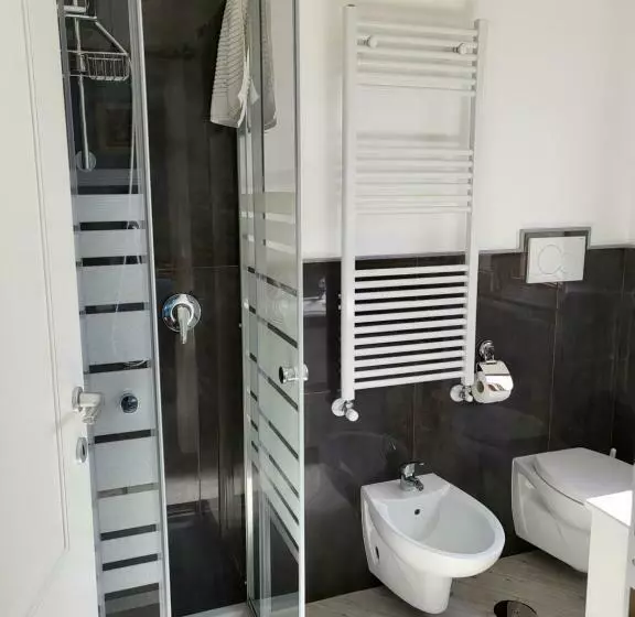 تختخواب و صبحانه Villa Ninfa Alburnea