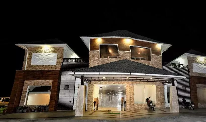 ホテル Tavisha Kanatal Hills Chamba
