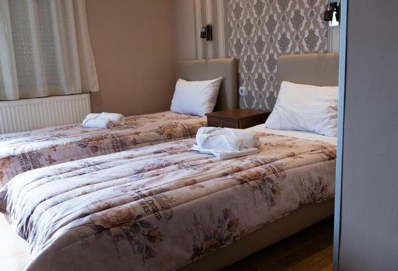 پانسیون Casablanca