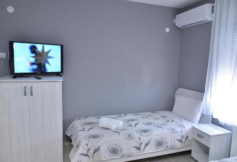 پانسیون Casablanca