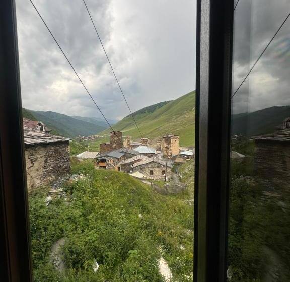 پانسیون Chazhashi Guesthouse