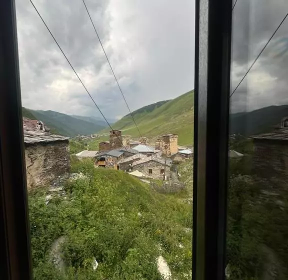 پانسیون Chazhashi Guesthouse