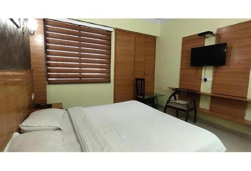 Pensão Fabhotel Royal Ville