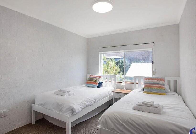 Sapphire Waters Unit 3