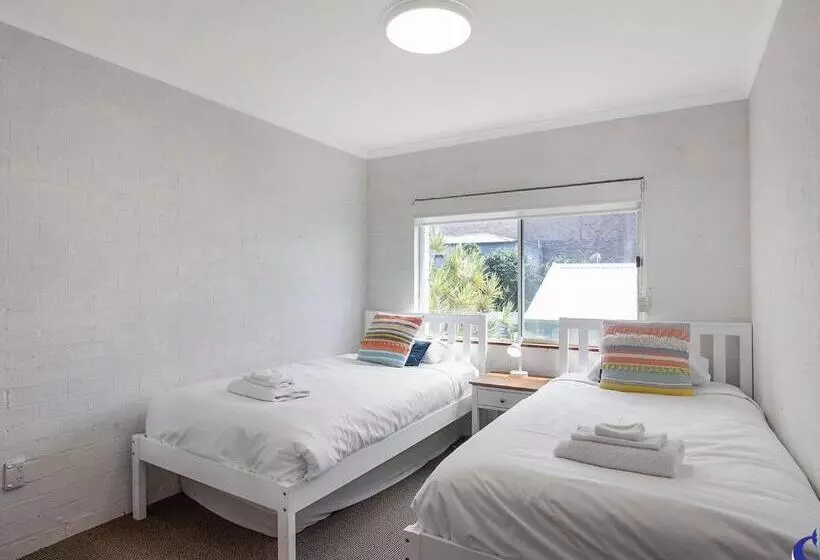 Sapphire Waters Unit 3