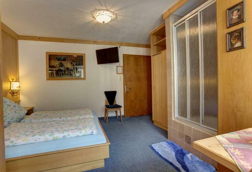 تختخواب و صبحانه Alpenruh