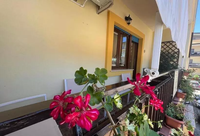 Aamiaismajoitus (B&B) Donna Viruzza