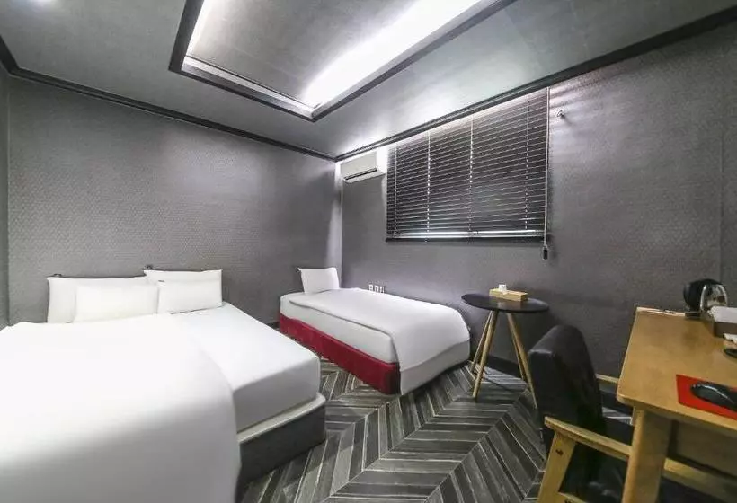 H Motel