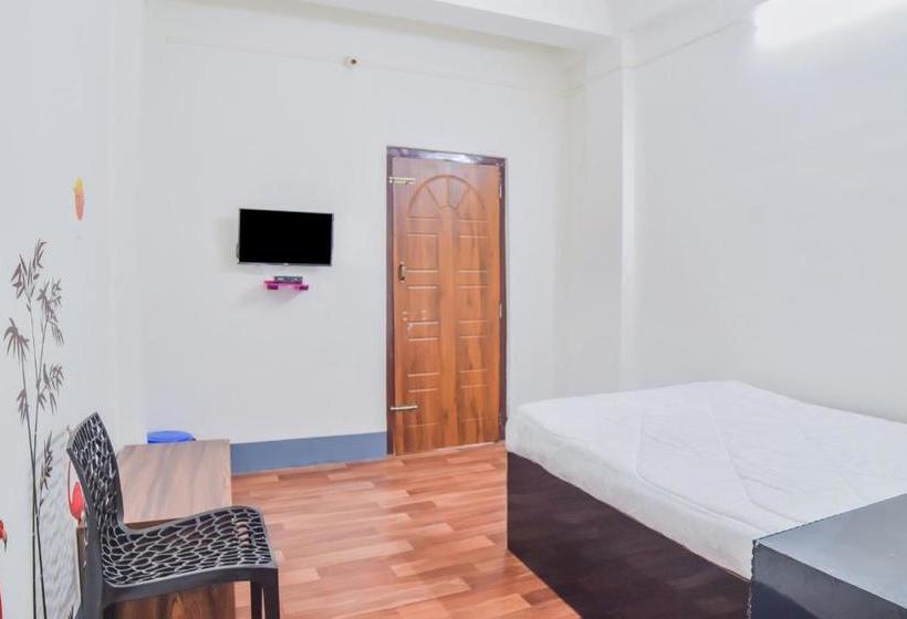 فندق Collection O 81435 Dc Lodge