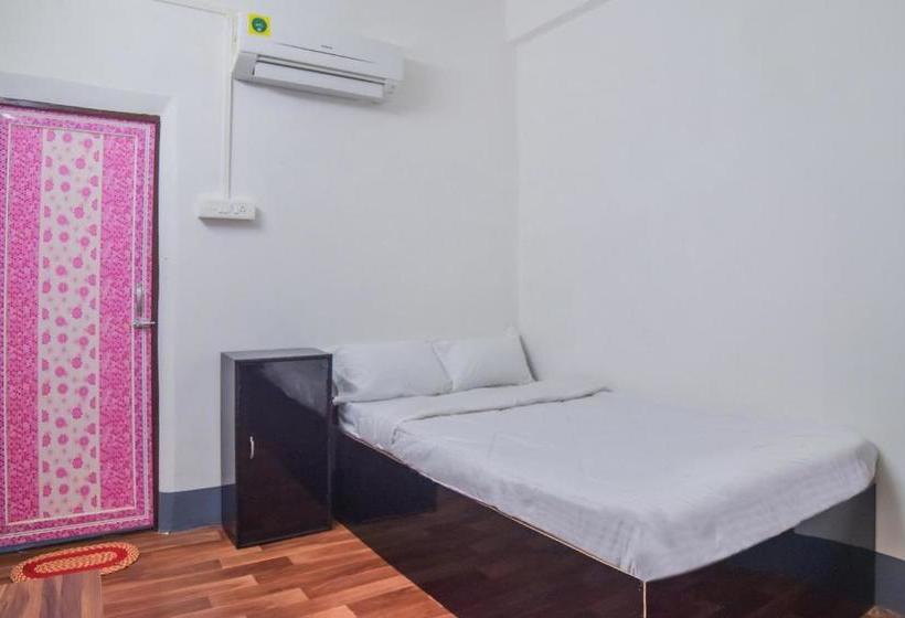 فندق Collection O 81435 Dc Lodge