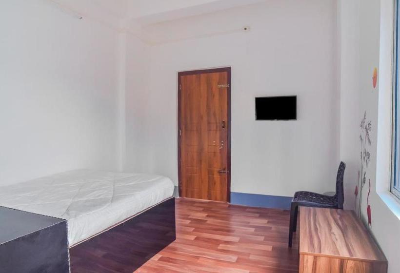 فندق Collection O 81435 Dc Lodge