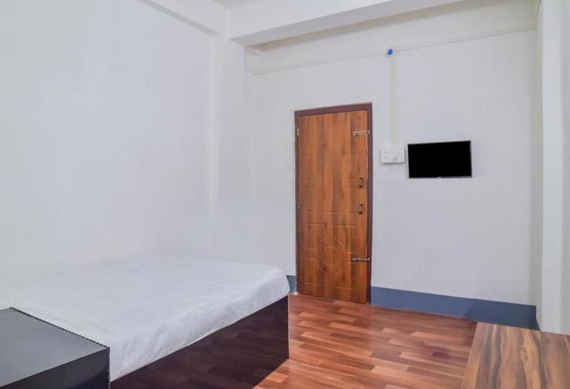 فندق Collection O 81435 Dc Lodge