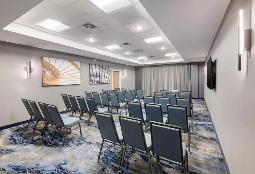 هتل Fairfield By Marriott Inn & Suites Virginia Beach Town Center
