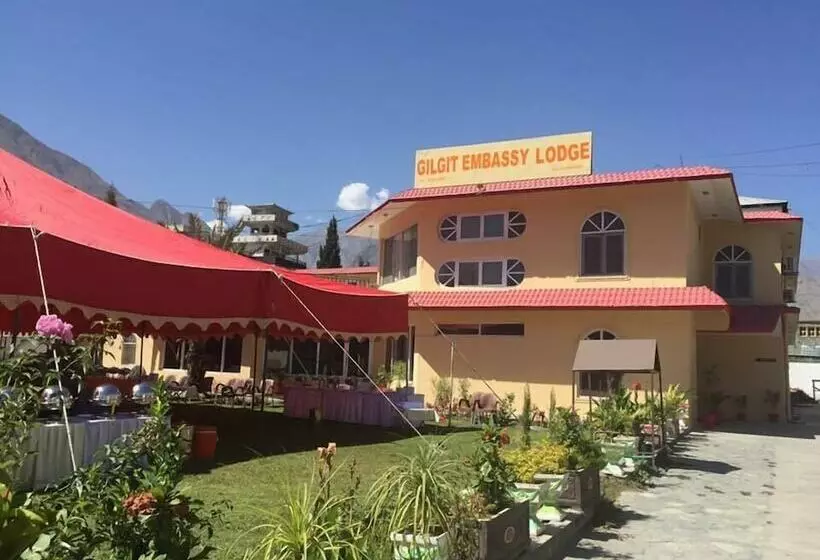 هتل Gilgit Embassy Lodge