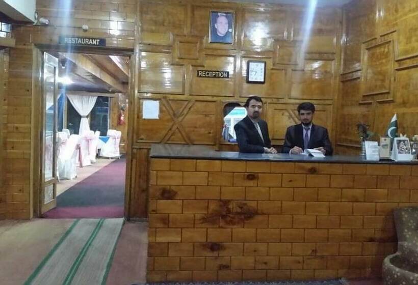 هتل Gilgit Embassy Lodge