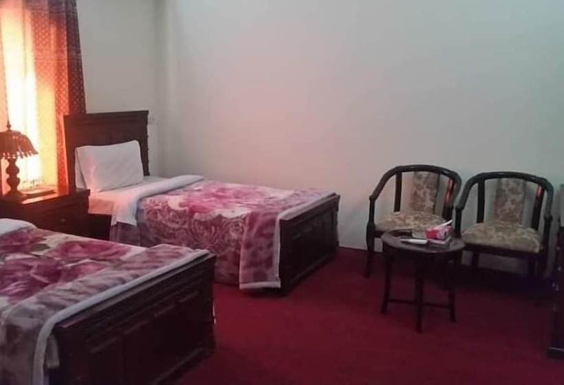 هتل Gilgit Embassy Lodge