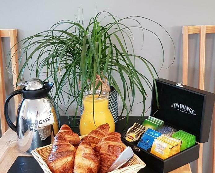 ホテル Hôtel Les Lodges D Eauze