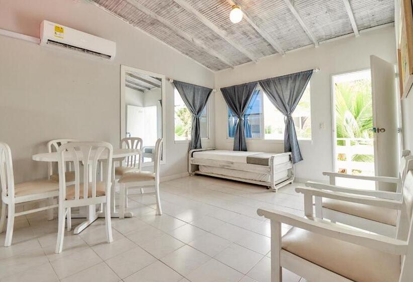 هتل Kpre Coveñas