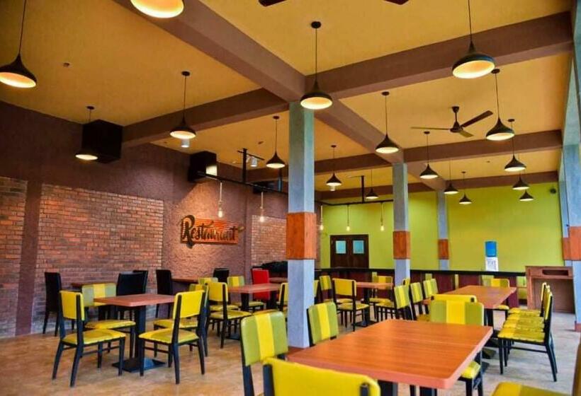 Hotel Mihisara Resort